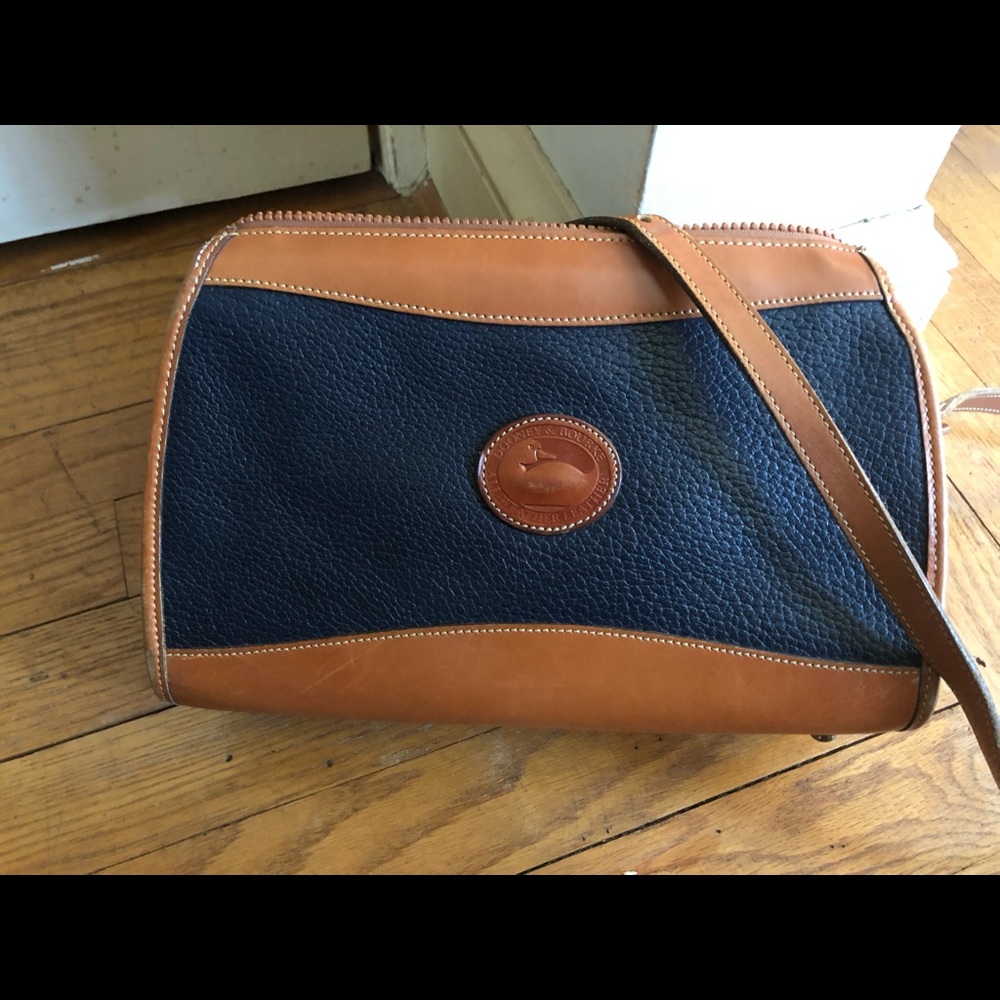 Dooney & Bourke vintage navy blue&tan leather bag